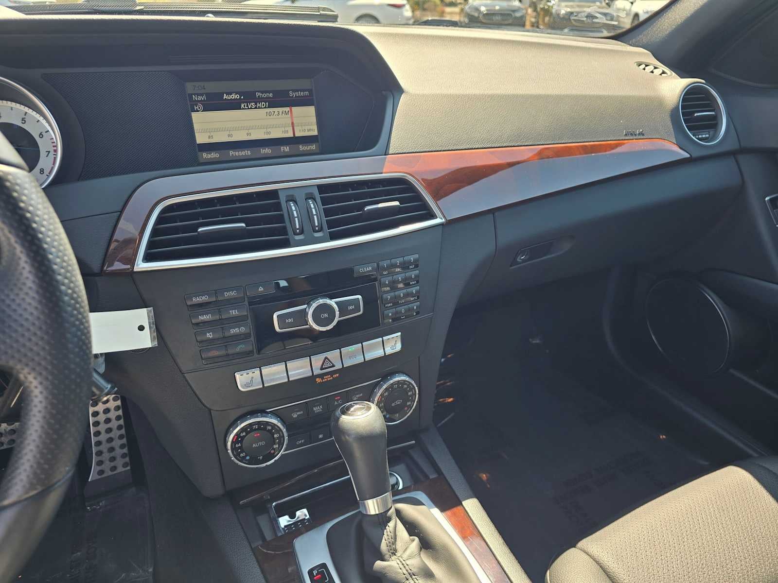 2014 Mercedes-Benz C 300 4dr Sdn 4MATIC®