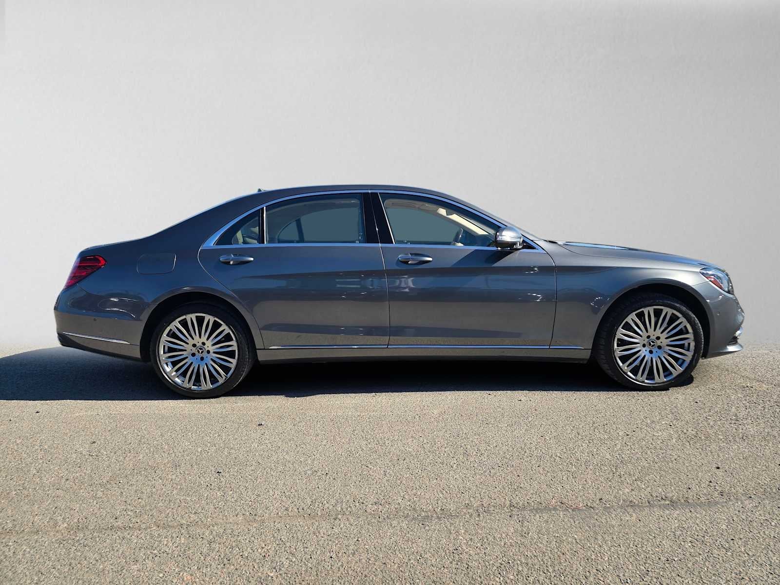 2019 Mercedes-Benz S 560 Sedan