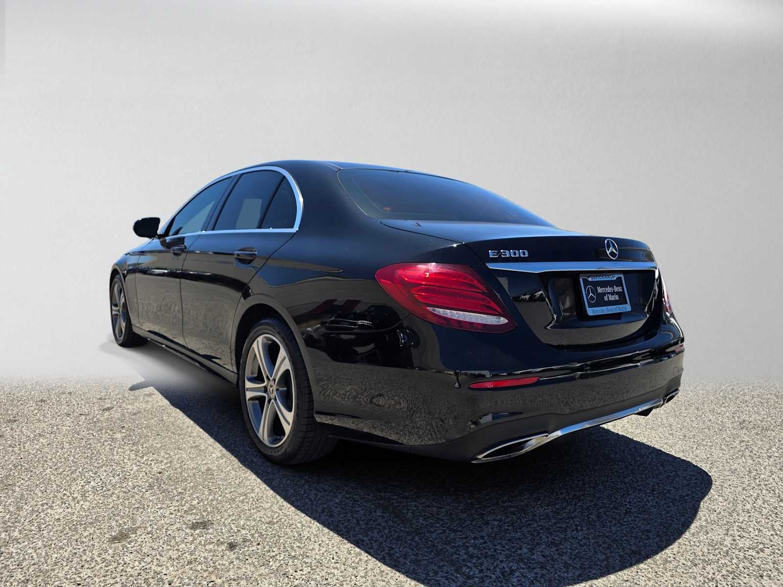 2019 Mercedes-Benz E 300 RWD Sedan