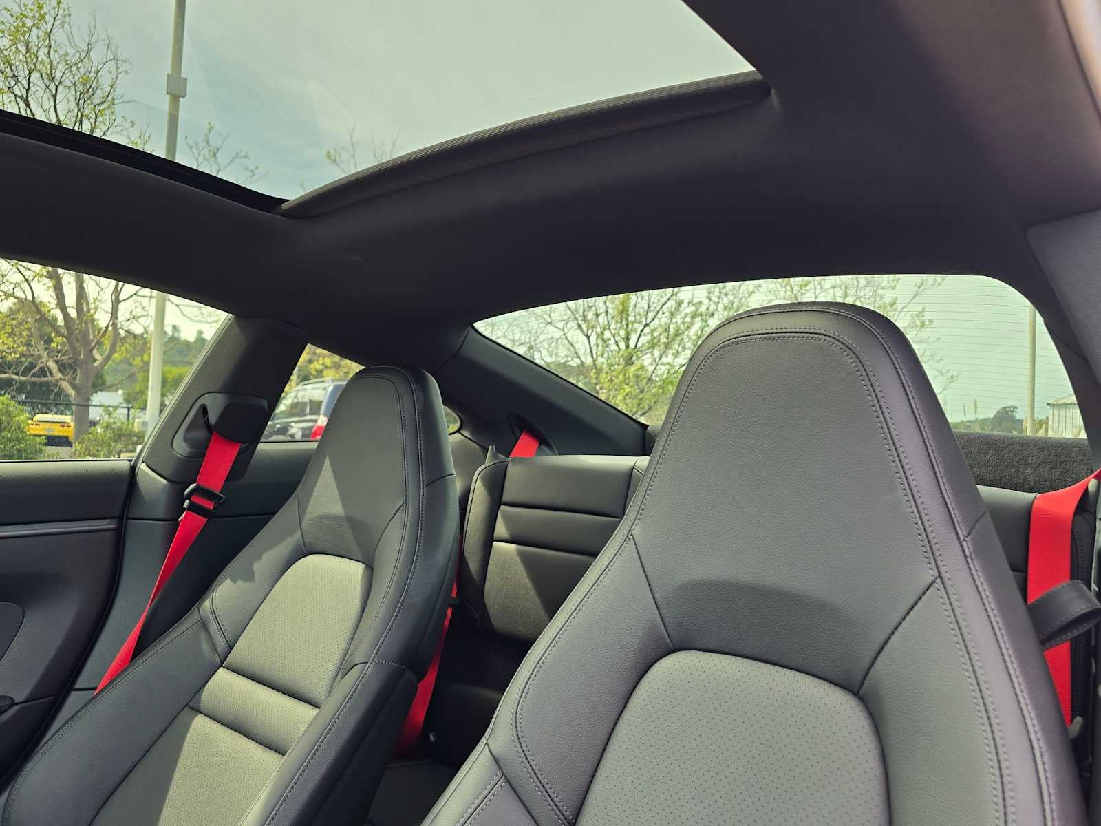 2024 Porsche 911 Carrera