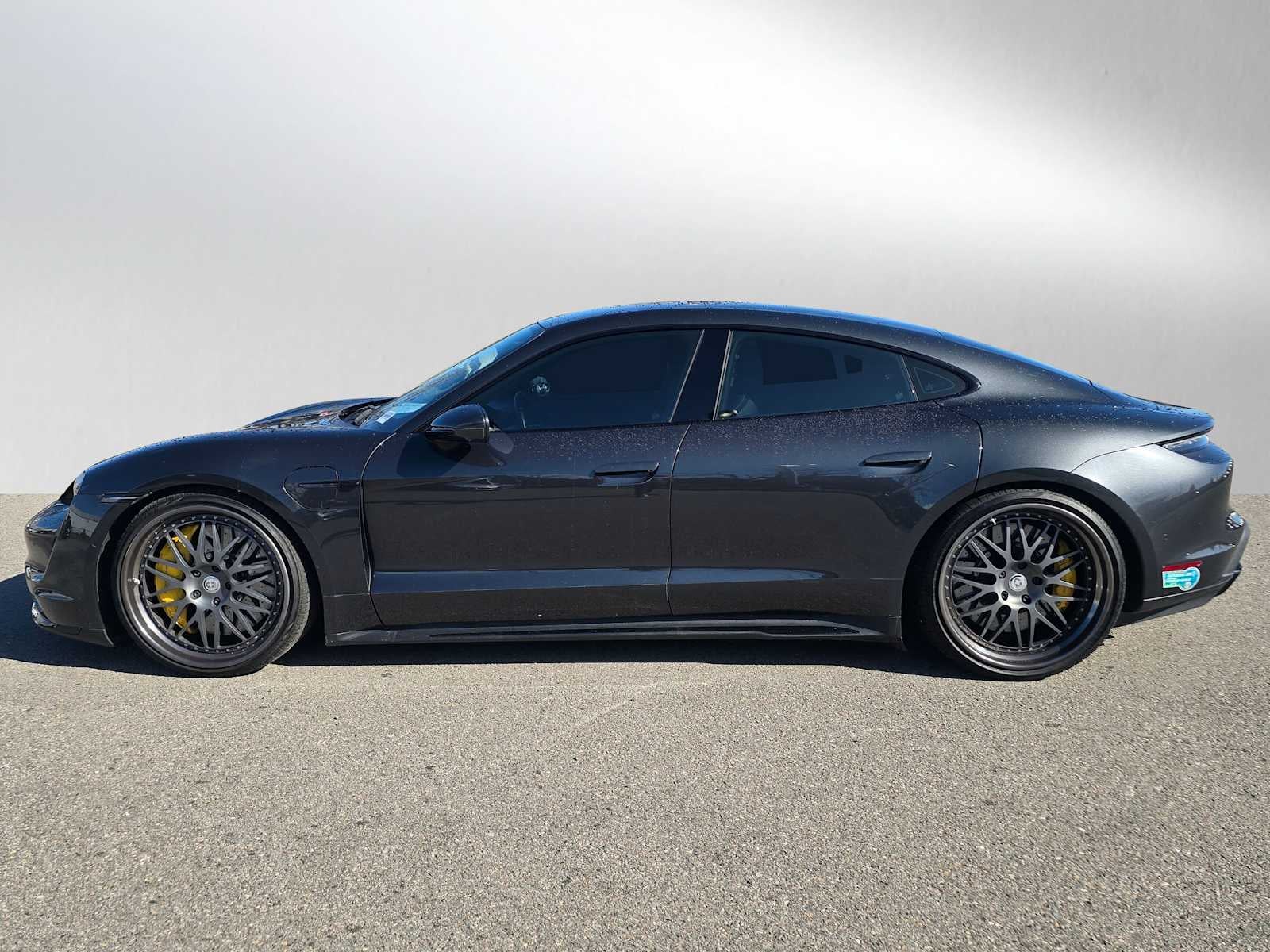 2020 Porsche Taycan Turbo S