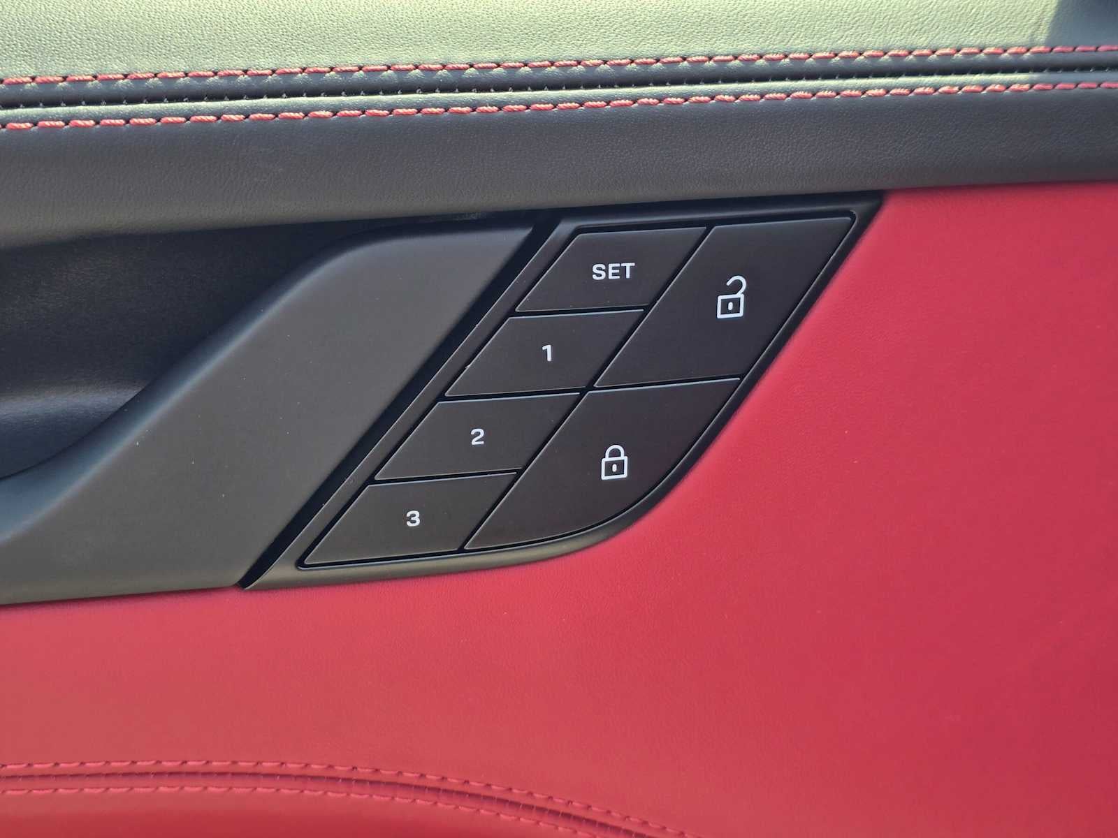 2024 Porsche 911 4 GTS