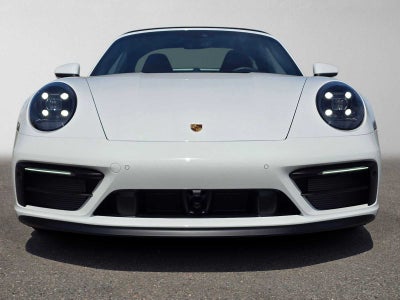2024 Porsche 911 4 GTS