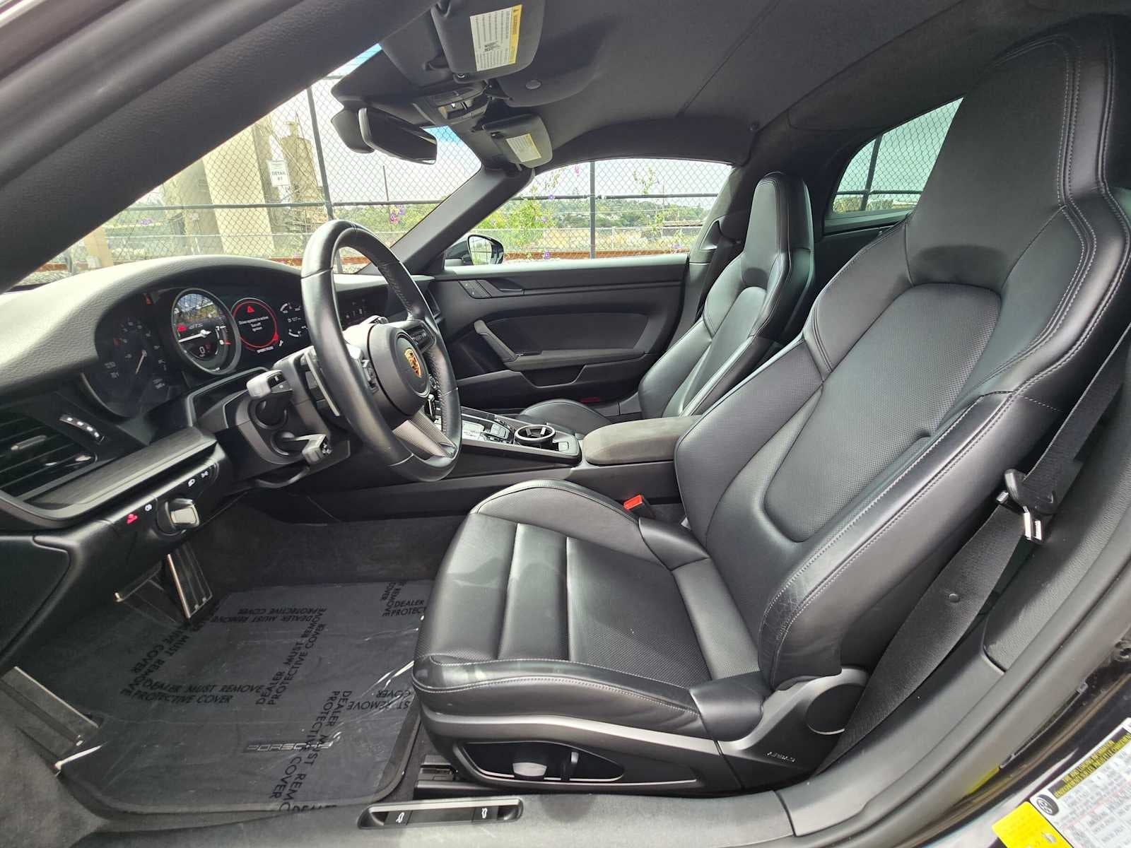 2024 Porsche 911 4 GTS