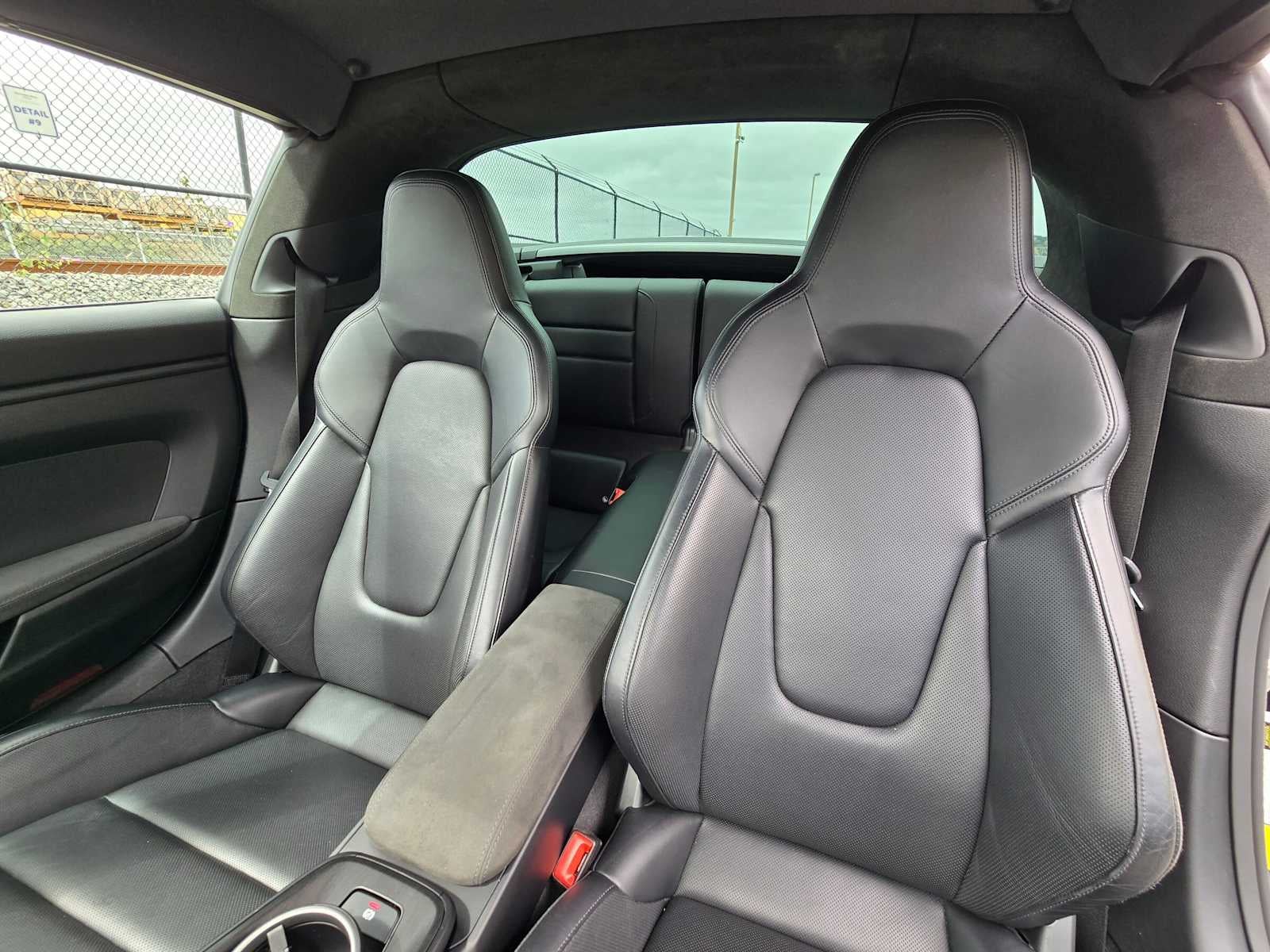 2024 Porsche 911 4 GTS
