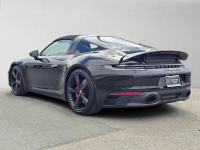 2024 Porsche 911 4 GTS