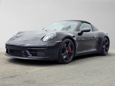 2024 Porsche 911 4 GTS