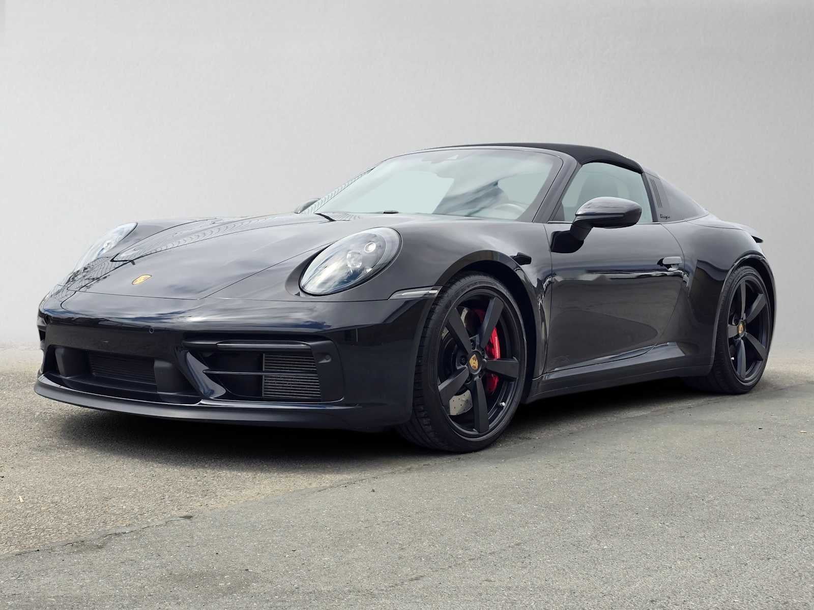 2024 Porsche 911 4 GTS