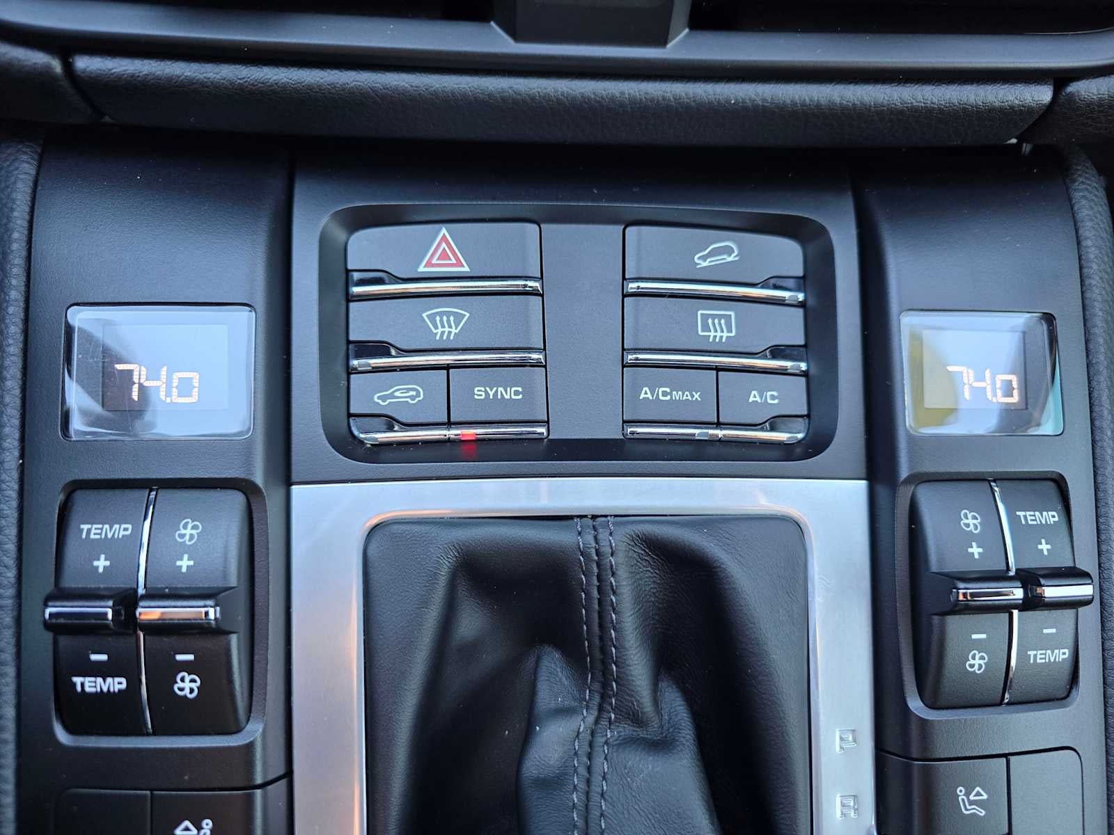 2020 Porsche Macan AWD