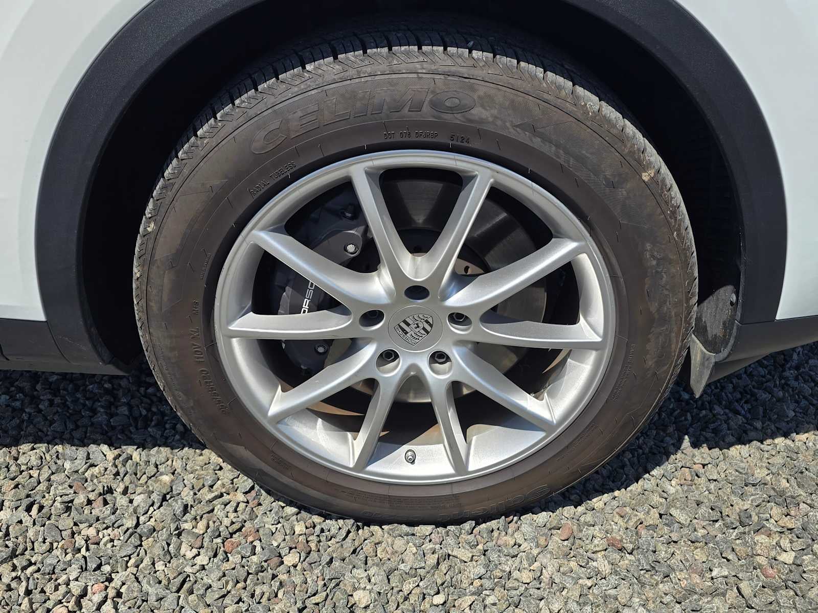 2024 Porsche Cayenne AWD