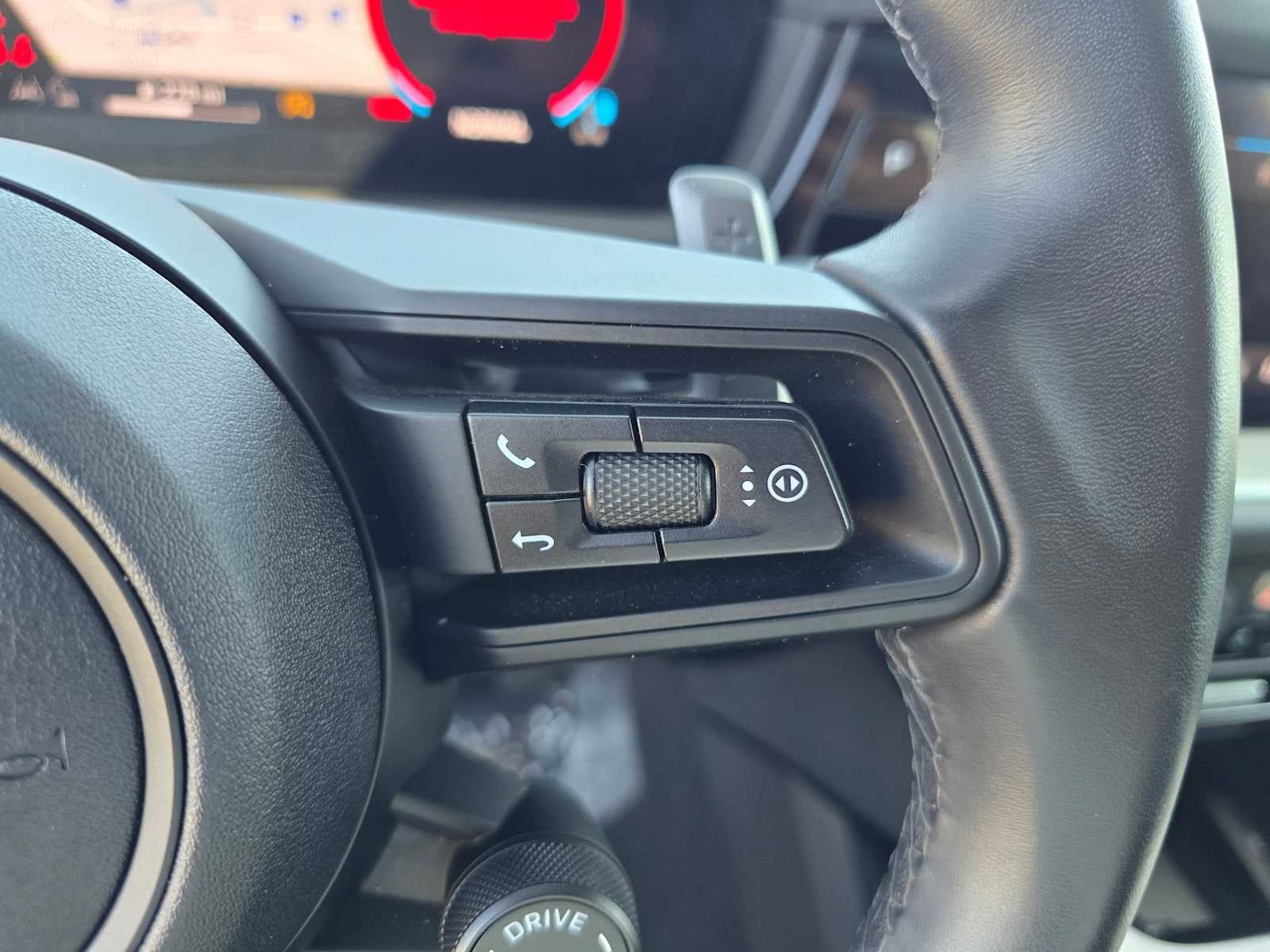 2024 Porsche Cayenne AWD