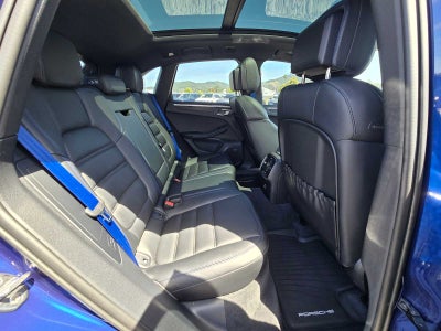 2024 Porsche Macan GTS