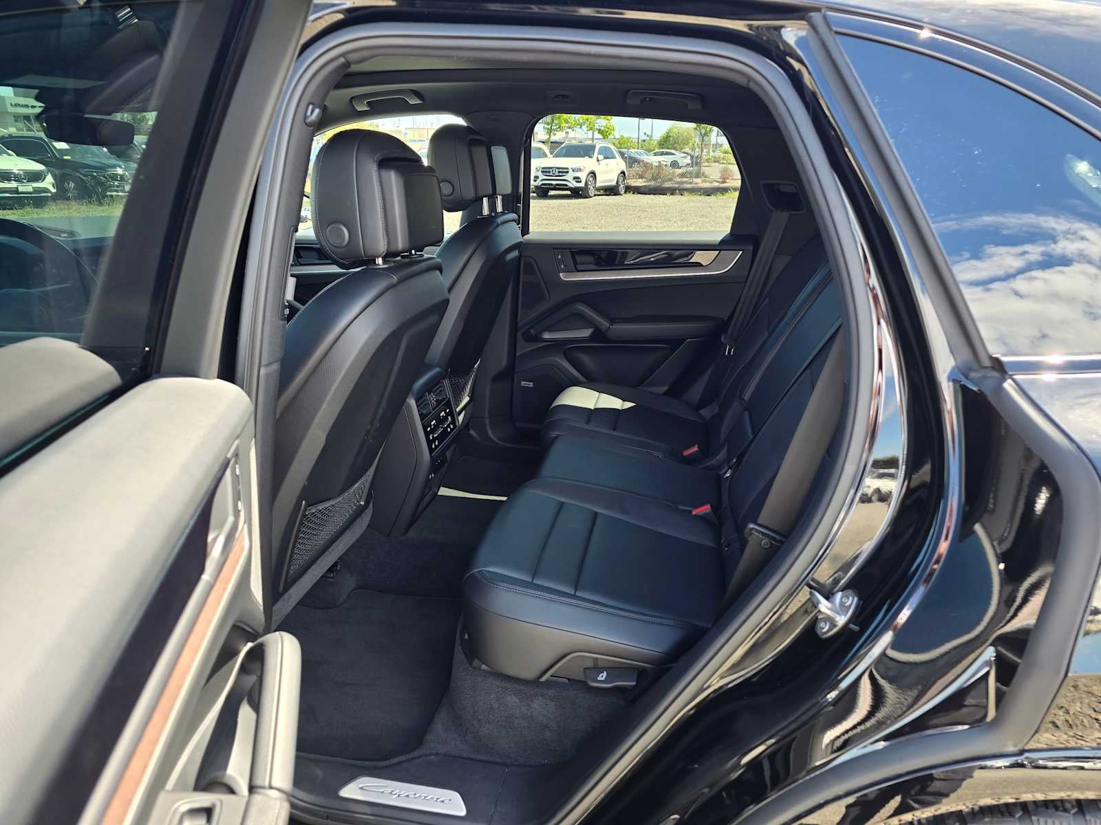 2024 Porsche Cayenne S
