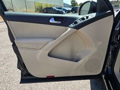 2014 Volkswagen Tiguan SE