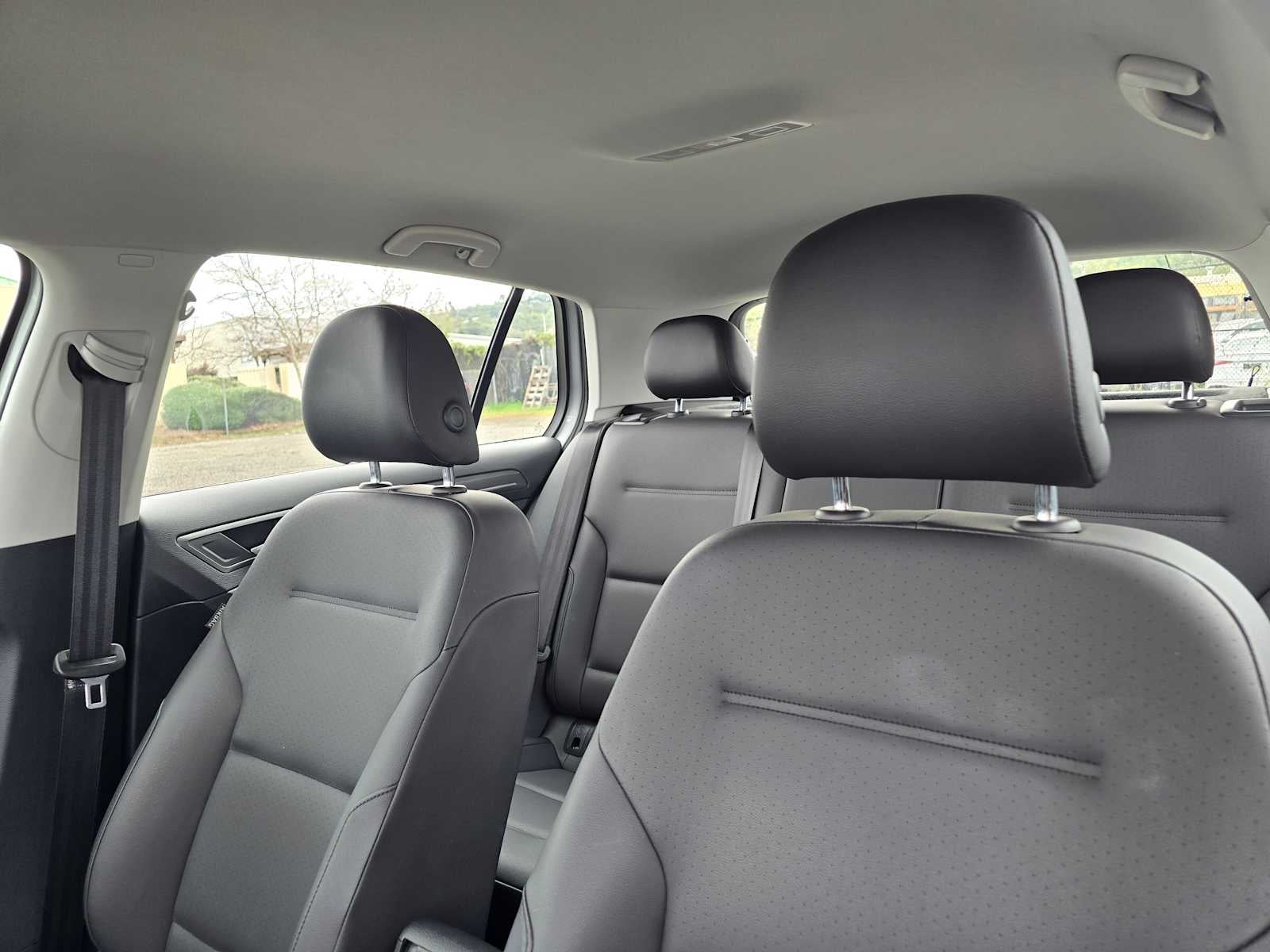 2019 Volkswagen e-Golf SEL Premium