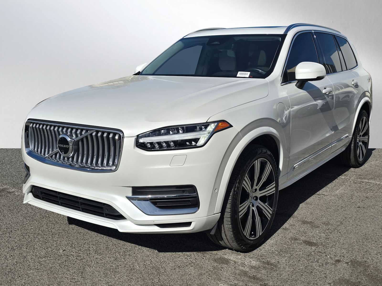 2024 Volvo XC90 Recharge Plug-In Hybrid Plus