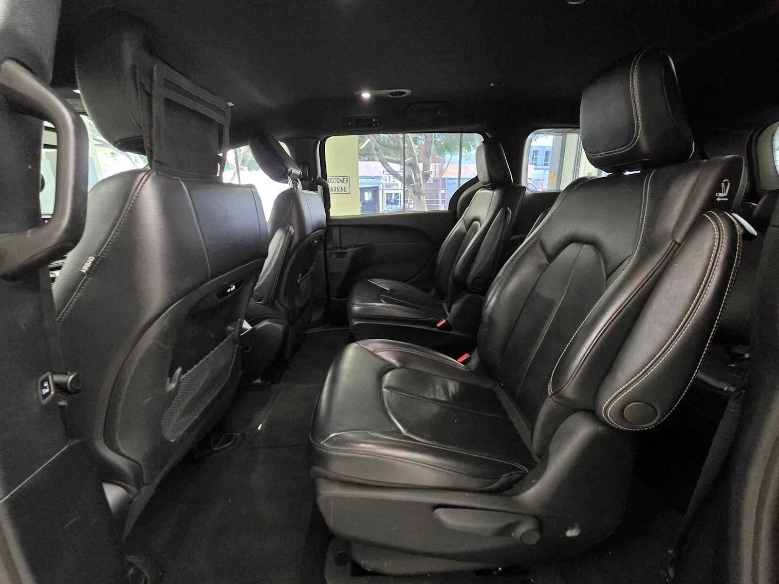2022 Chrysler Pacifica Hybrid Touring L