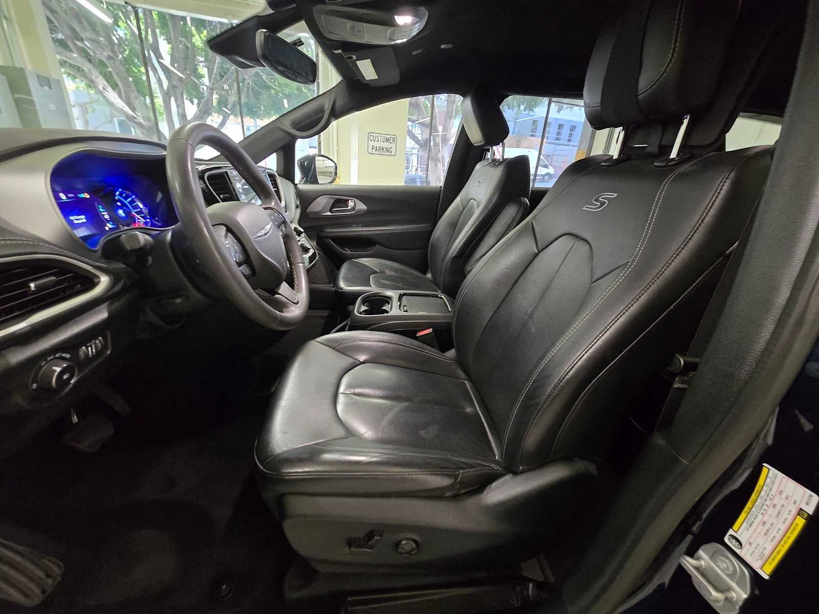 2022 Chrysler Pacifica Hybrid Touring L