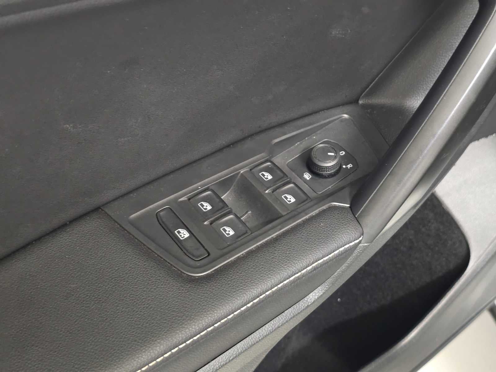 2022 Volkswagen Tiguan S