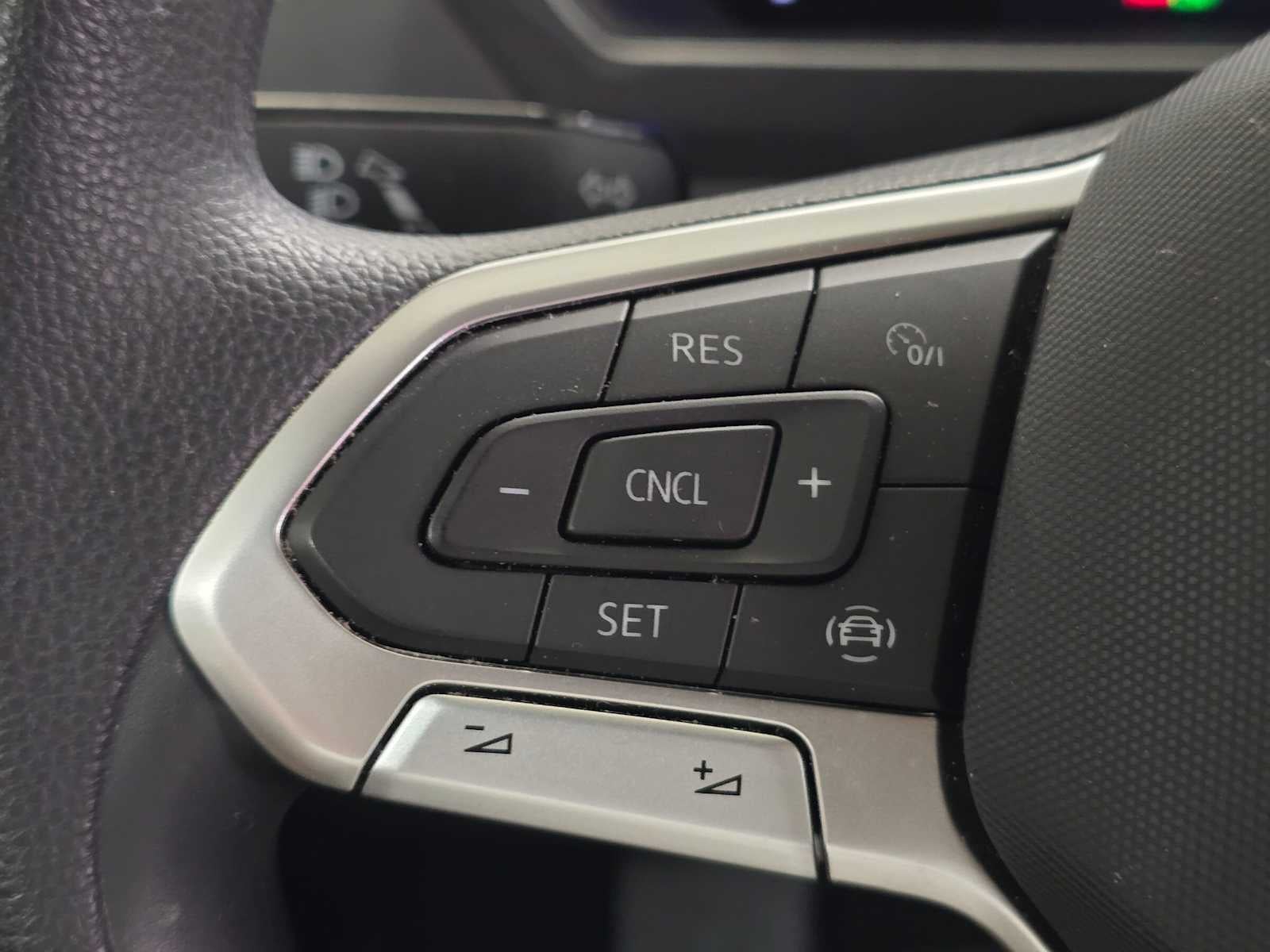 2022 Volkswagen Tiguan S