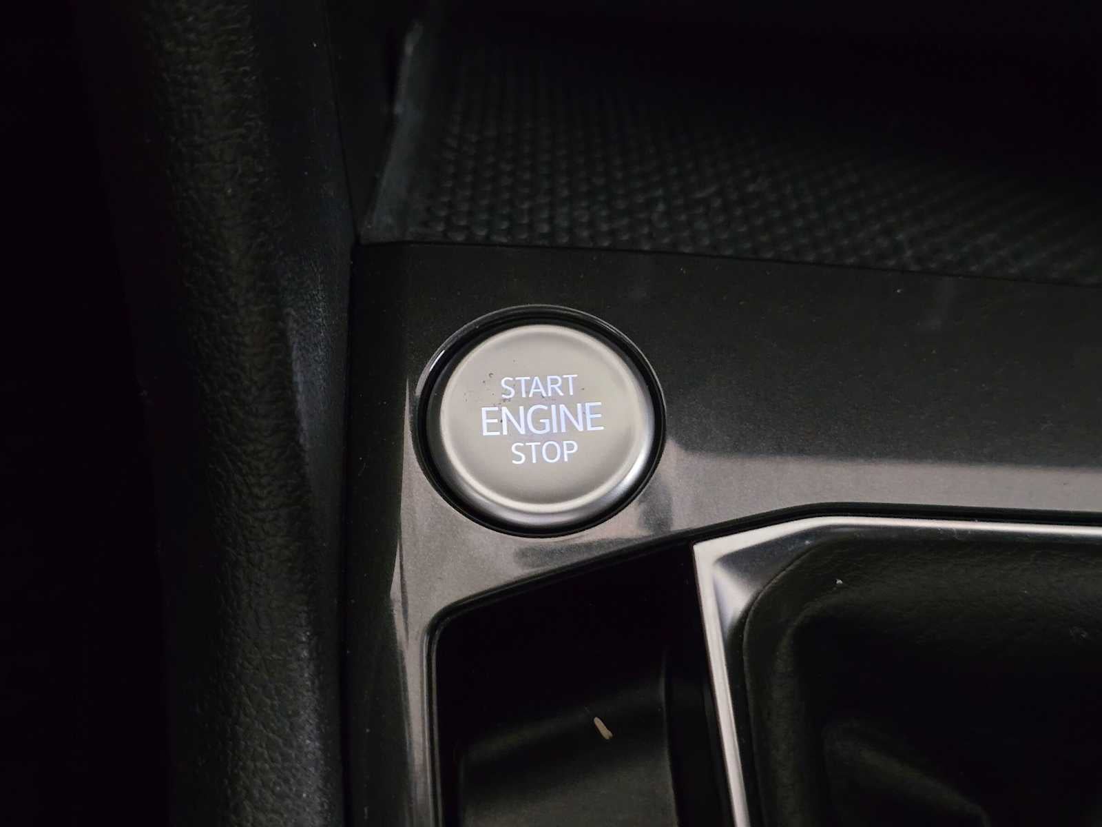 2022 Volkswagen Tiguan S