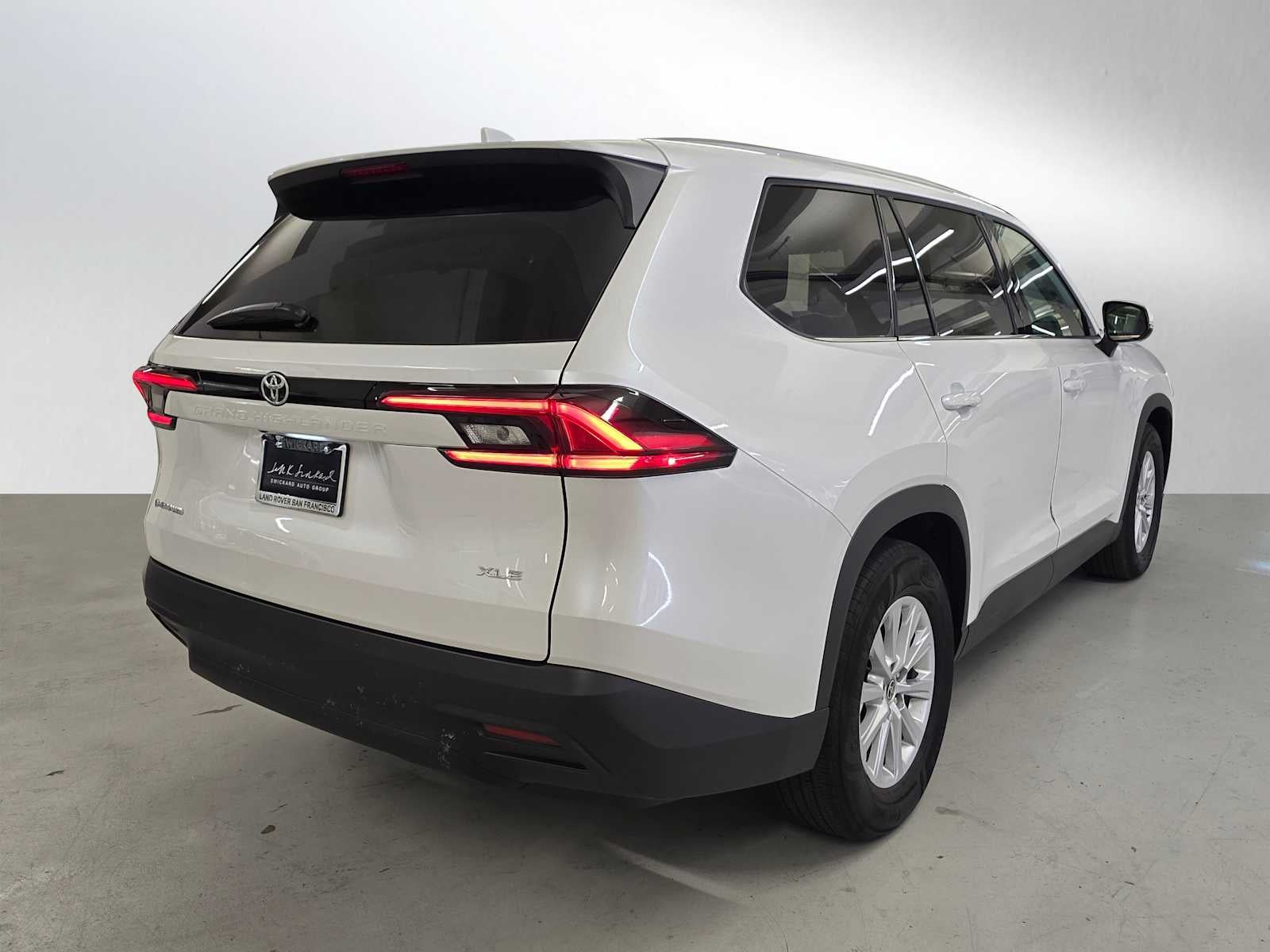 2025 Toyota Grand Highlander Hybrid XLE