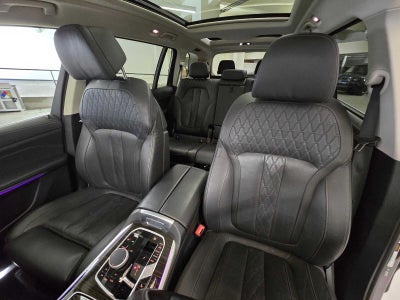 2025 BMW X7 xDrive40i xDrive40i