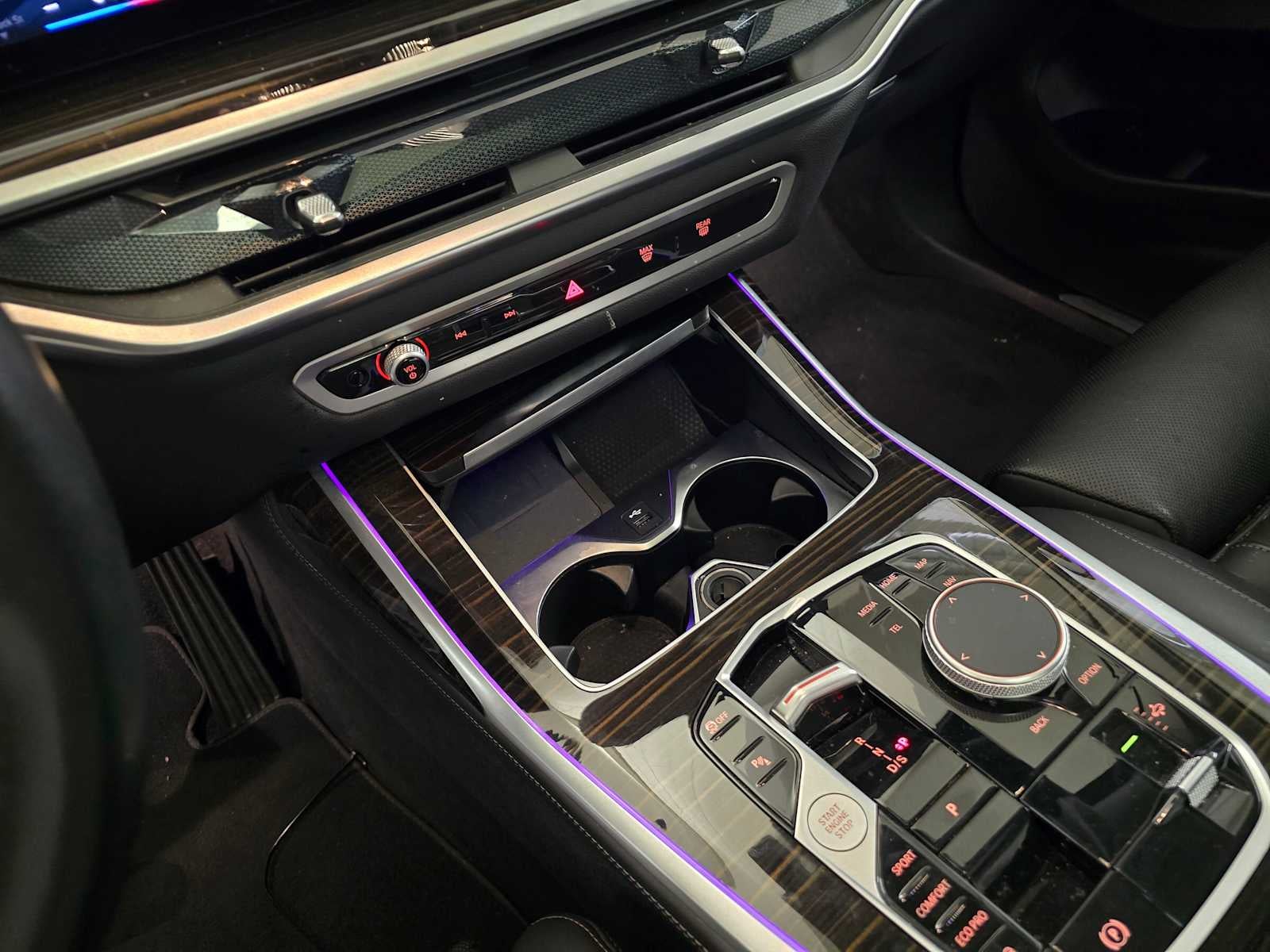 2025 BMW X7 xDrive40i xDrive40i