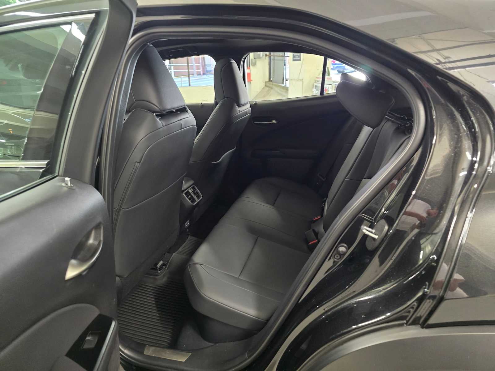 2023 Lexus UX 250h UX 250h