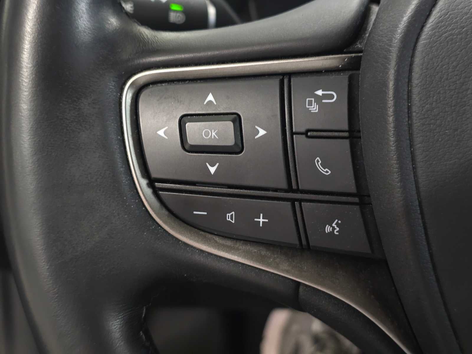 2023 Lexus UX 250h UX 250h