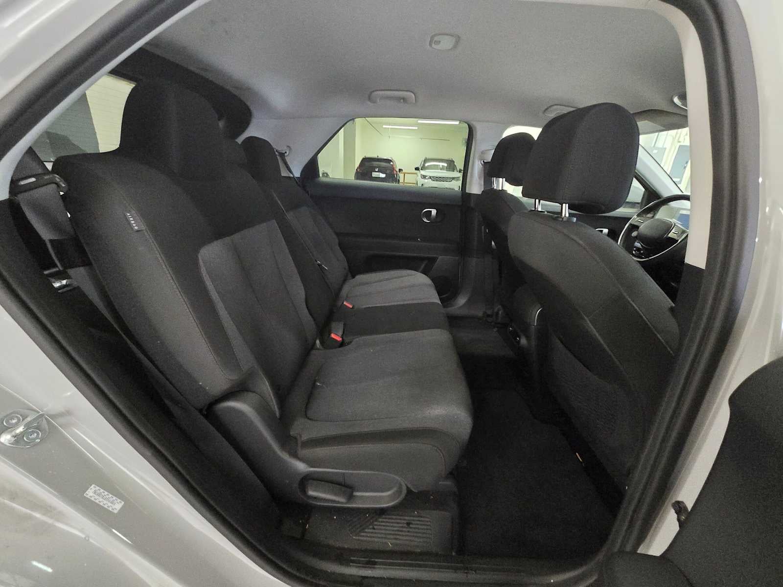 2024 Hyundai IONIQ 5 SE Standard Range