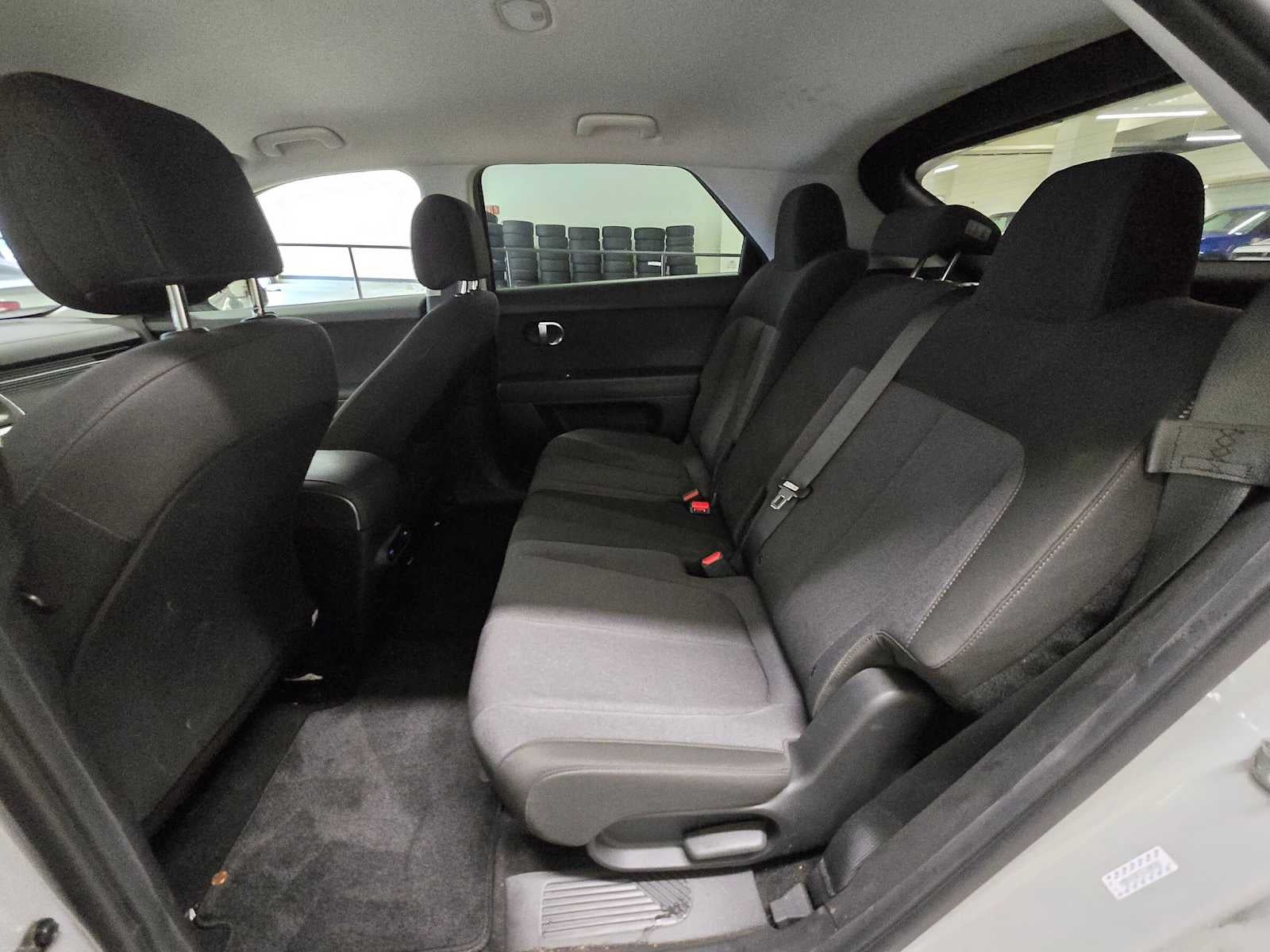 2024 Hyundai IONIQ 5 SE Standard Range