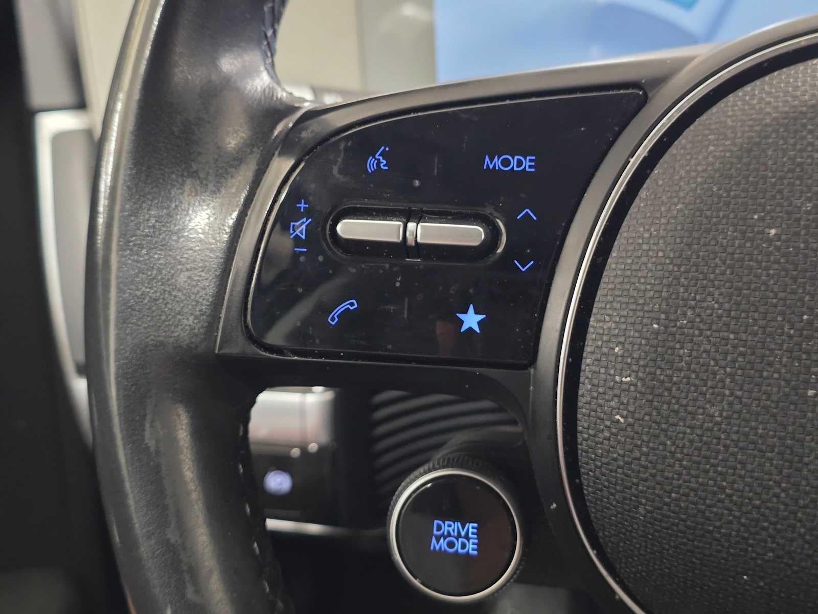 2024 Hyundai IONIQ 5 SE Standard Range