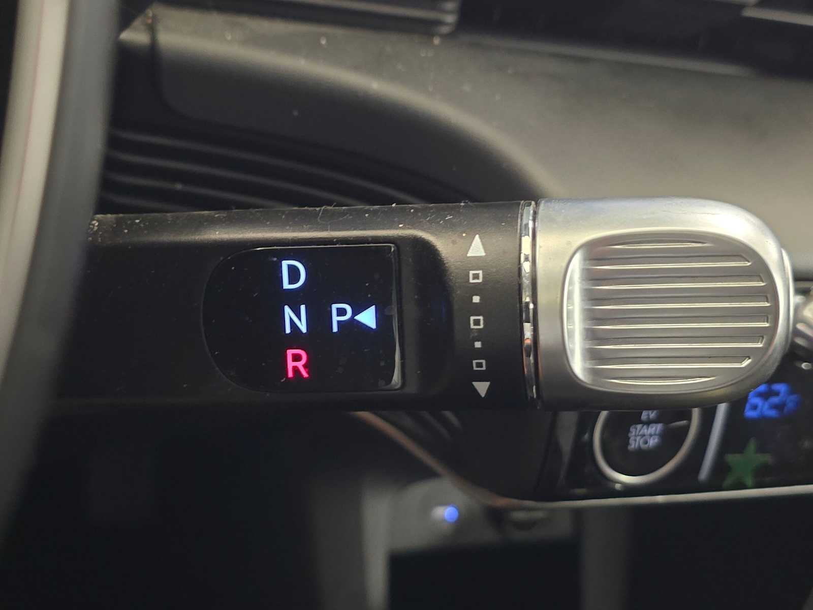 2024 Hyundai IONIQ 5 SE Standard Range