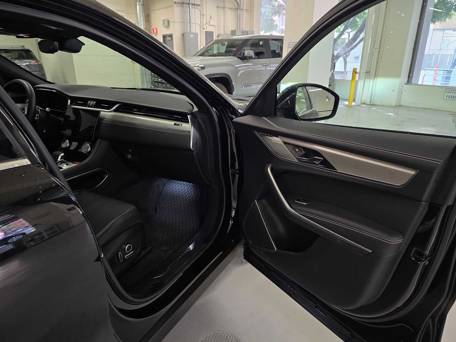 2026 Jaguar F-PACE R-Dynamic S