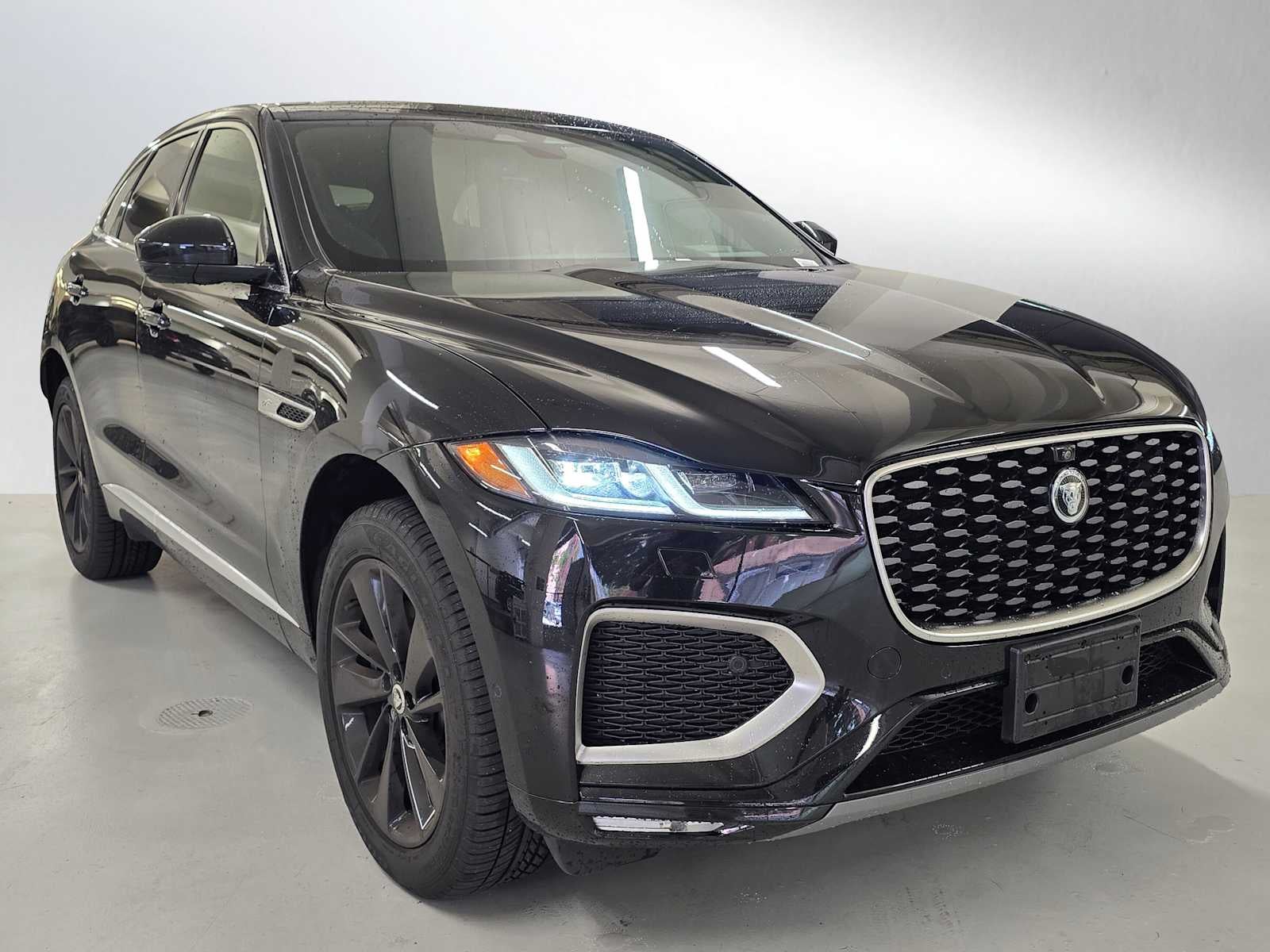 2026 Jaguar F-PACE R-Dynamic S