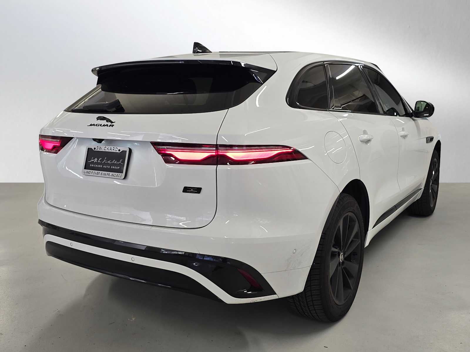 2026 Jaguar F-PACE R-Dynamic S