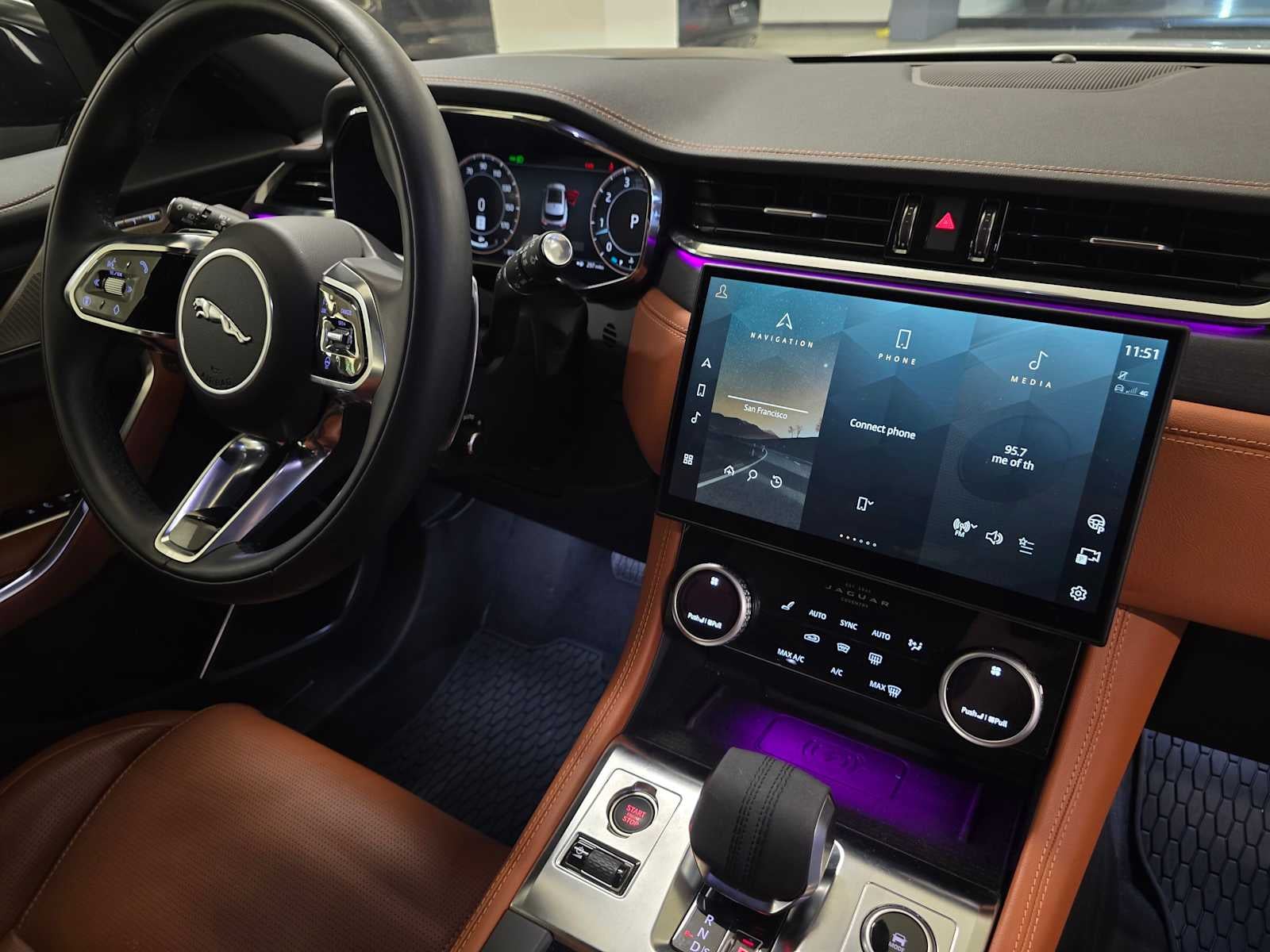 2025 Jaguar F-PACE R-Dynamic S