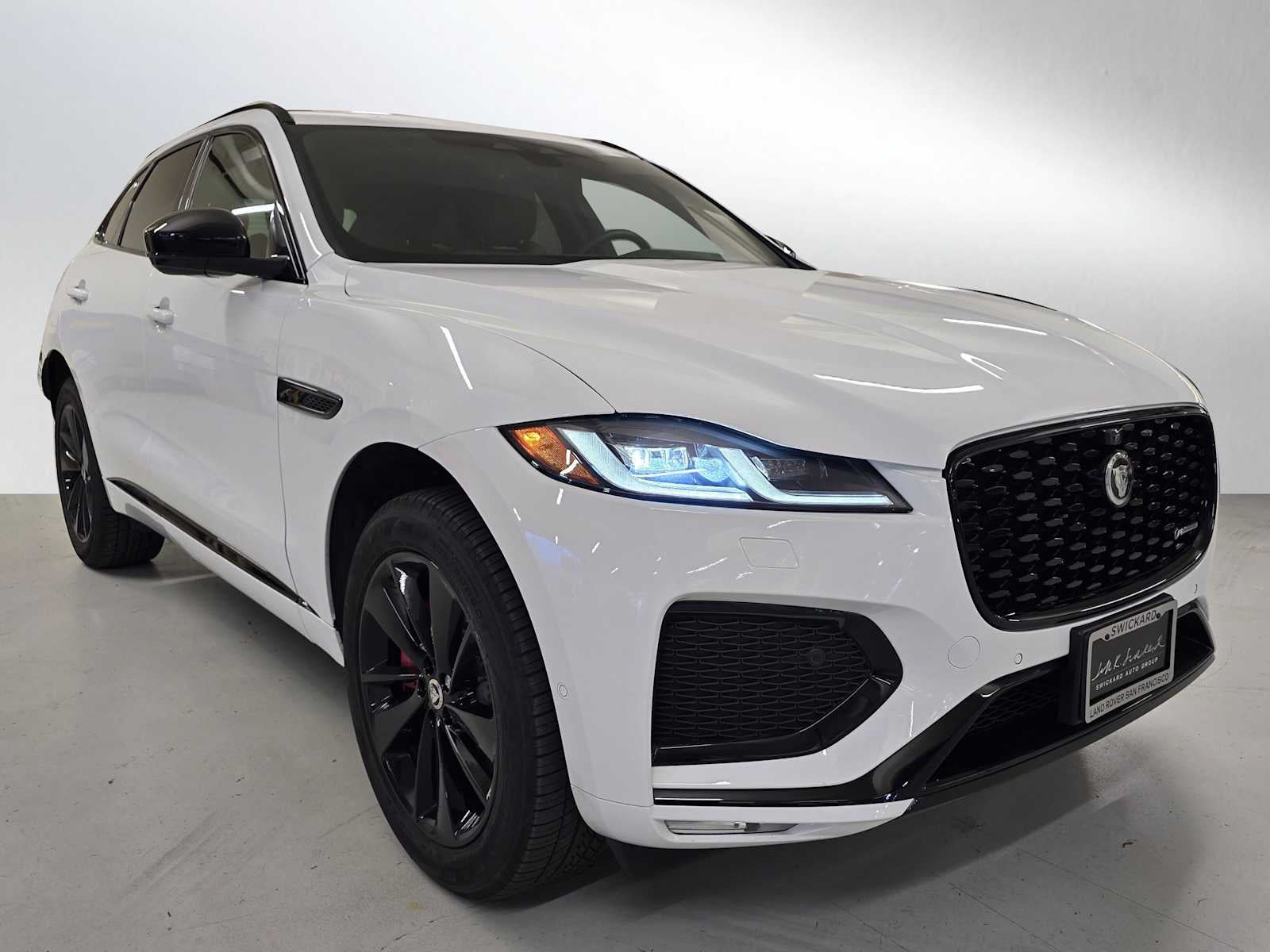 2025 Jaguar F-PACE R-Dynamic S