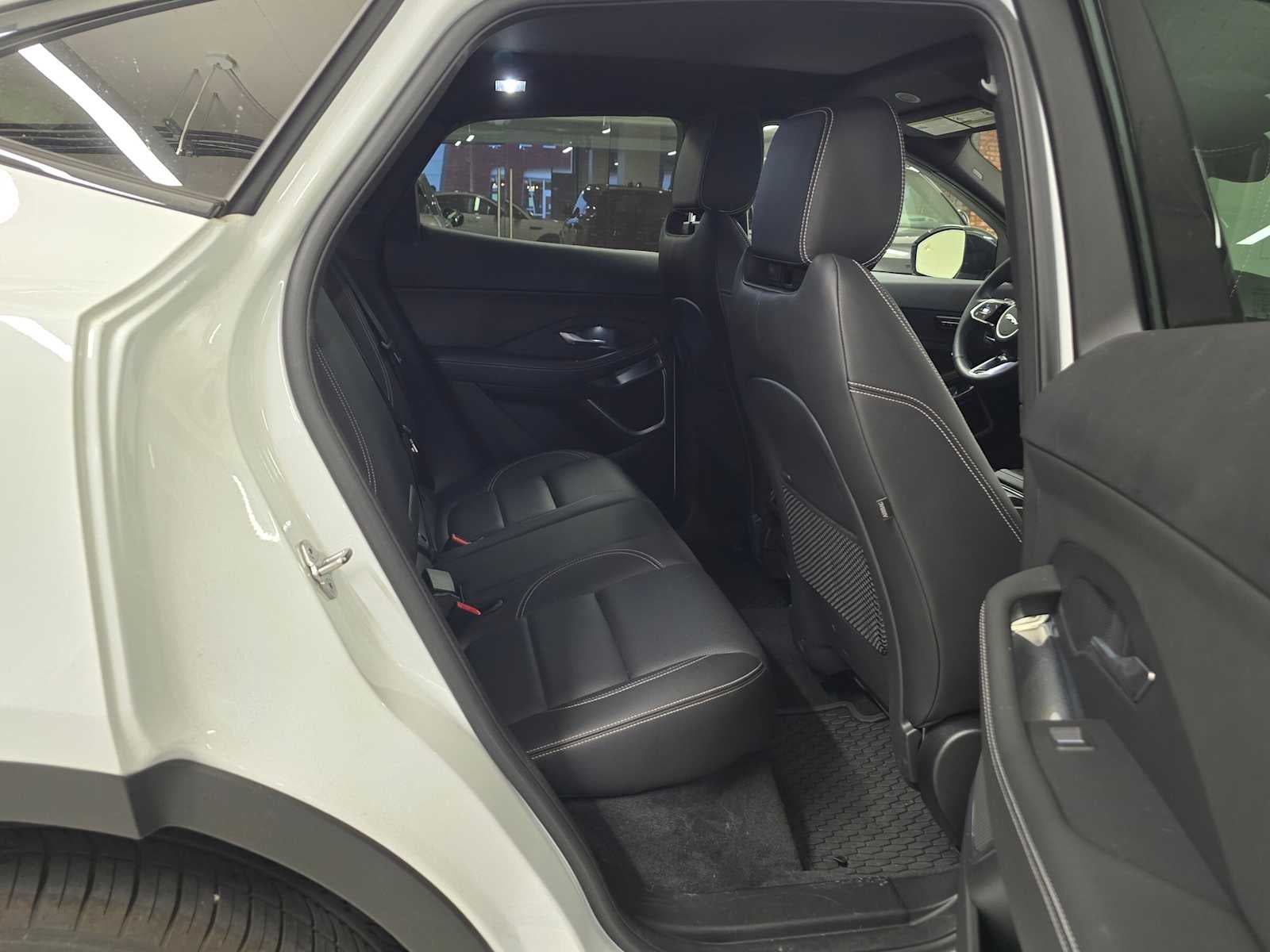 2024 Jaguar E-PACE R-Dynamic SE