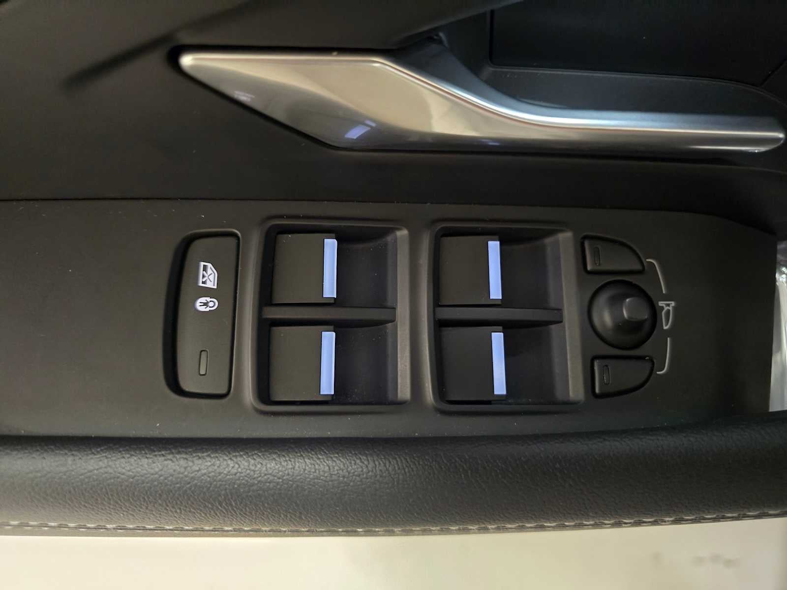 2024 Jaguar E-PACE R-Dynamic SE