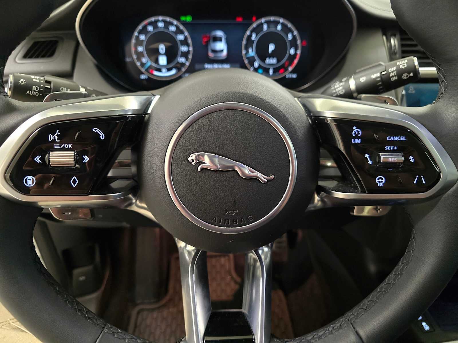 2024 Jaguar E-PACE R-Dynamic SE