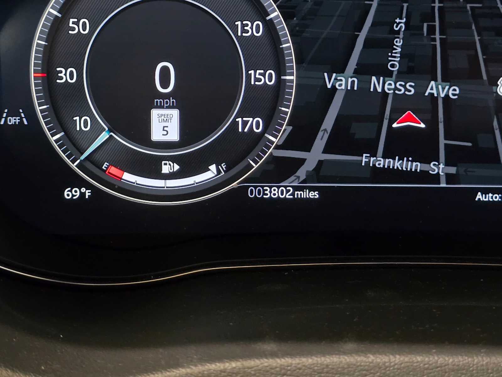 2024 Jaguar E-PACE R-Dynamic SE