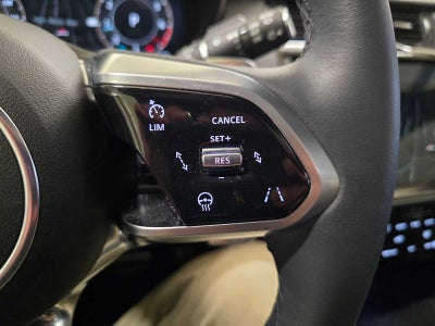 2024 Jaguar E-PACE R-Dynamic SE