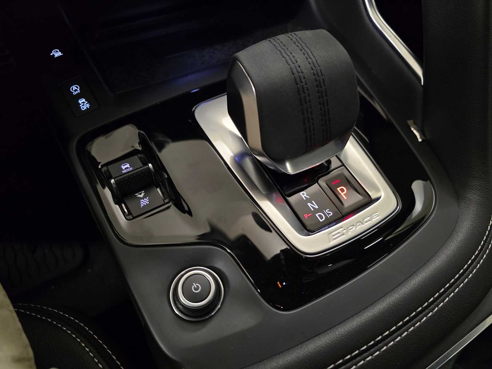 2024 Jaguar E-PACE R-Dynamic SE