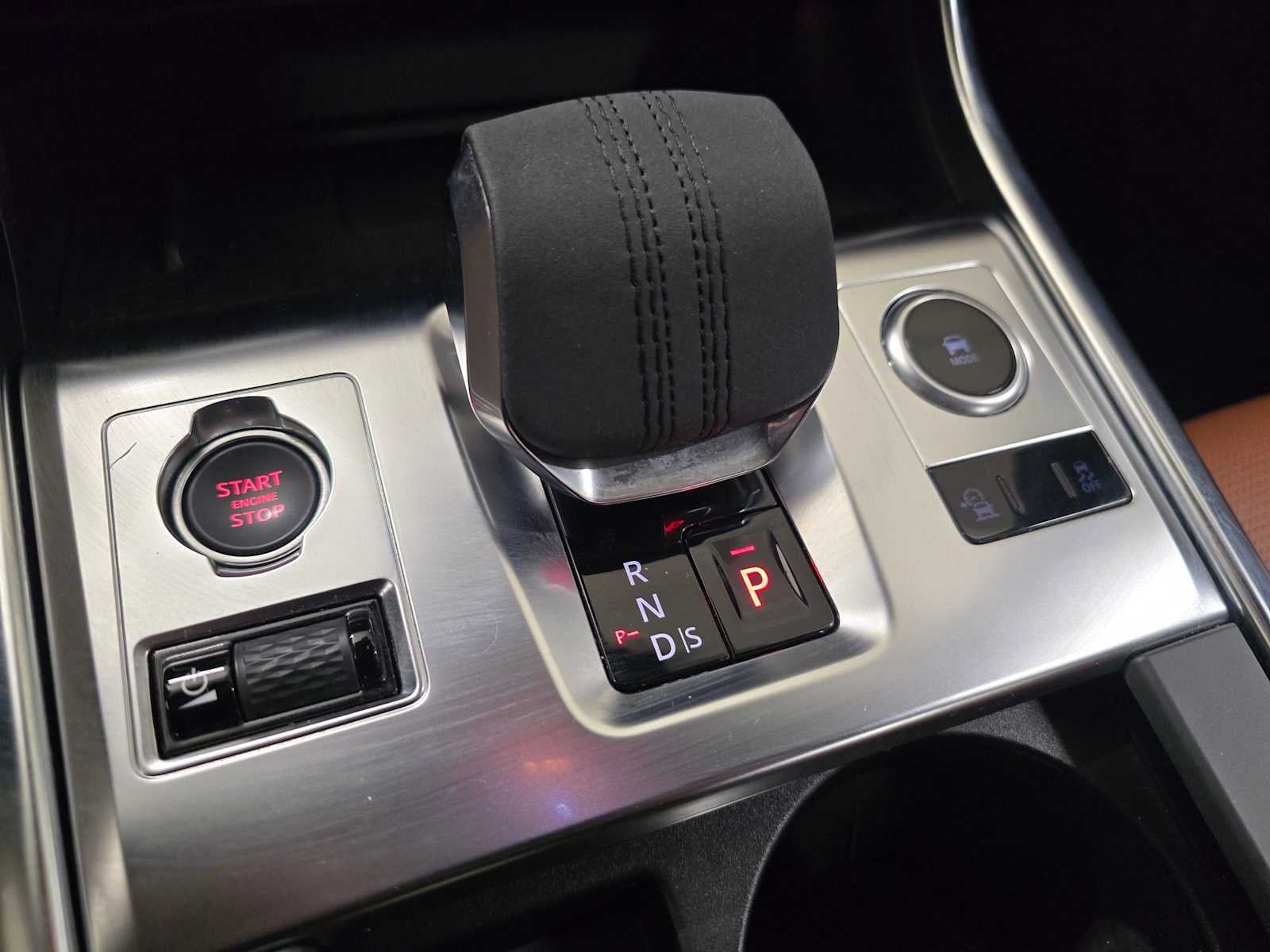 2023 Jaguar XF R-Dynamic SE