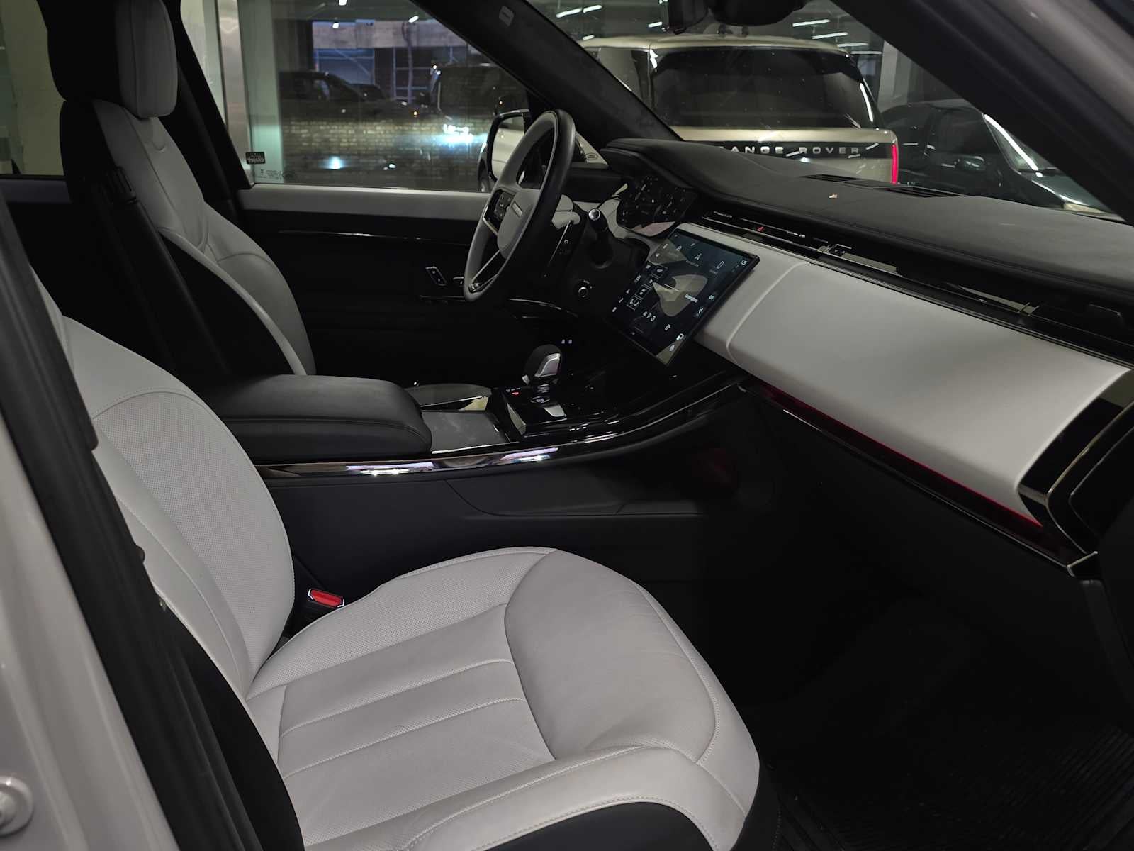 2025 Land Rover Range Rover Sport Autobiography