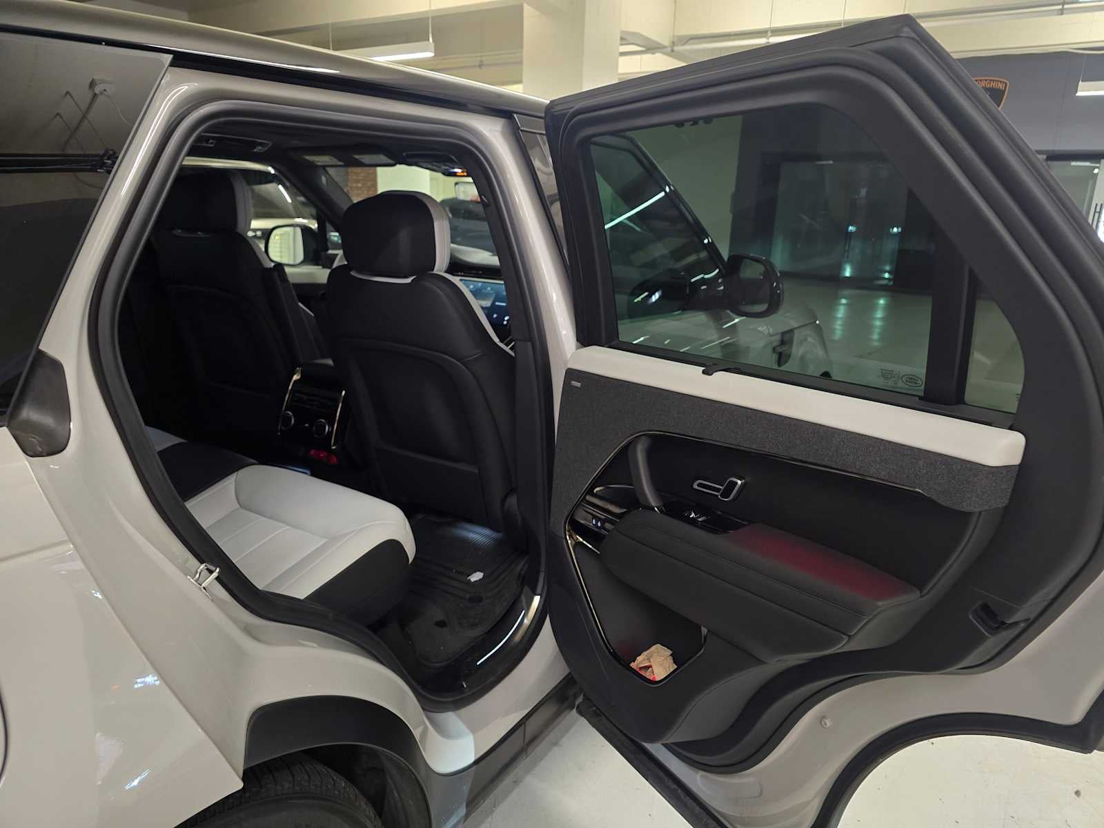 2025 Land Rover Range Rover Sport Autobiography