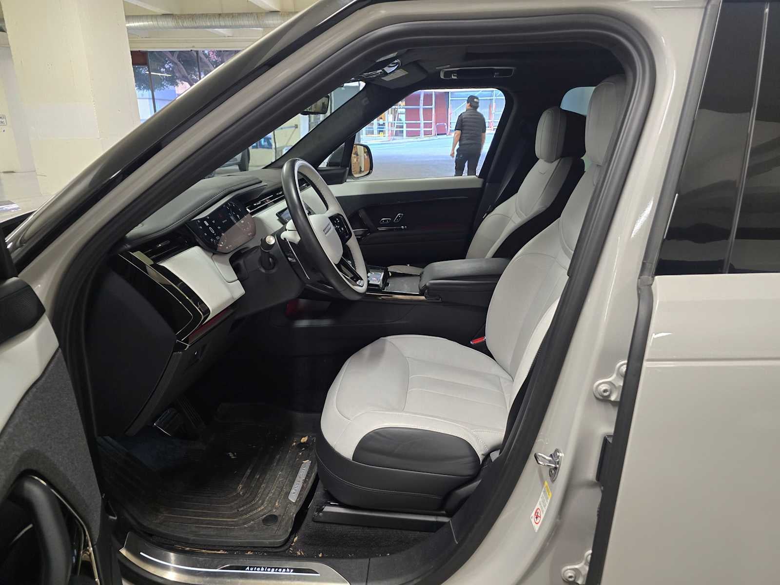 2025 Land Rover Range Rover Sport Autobiography