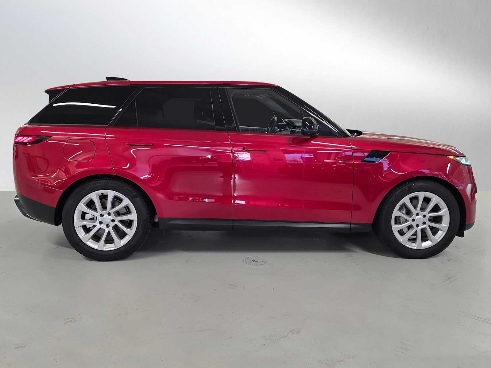 2025 Land Rover Range Rover Sport S